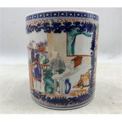18th century Chinese export ware tankard, painted in the Famille rose pallett with figures seated on a terrace overlooking a river, H13cm (a/f)