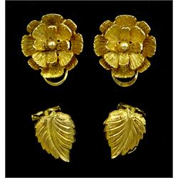 Two pairs of 9ct gold clip on earrings, including flower and leaf designs, hallmarked 