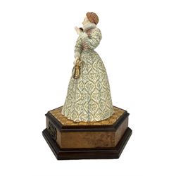Royal Worcester limited edition figure Queen Elizabeth 1 from the Queens Regnant of England series modelled by Ronald Van Ruyckevelt, on a hexagonal base 23/250 with certificate H38cm