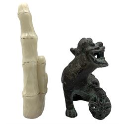  Chinese hardstone seal, the handle formed as bamboo H12cm and a Chinese cast metal dog of Fo (2)