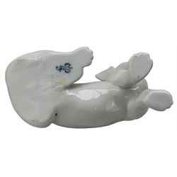 Winstanley pottery model of a cat, Bretby model of a cat, Sitzendorf porcelain Dachshund, Lladro figure 'Baby Jesus Sleeping' no. 4670, Rosenthal Studio Line porcelain vase, decorated with a Dachshund by Peynet etc (6)