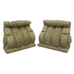 Pair of scrolled cast corbels 