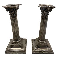 Pair of Edwardian silver Corinthian column candlesticks, hallmarked Thomas Bradbury & Sons Ltd, Sheffield, 1905, H18cm